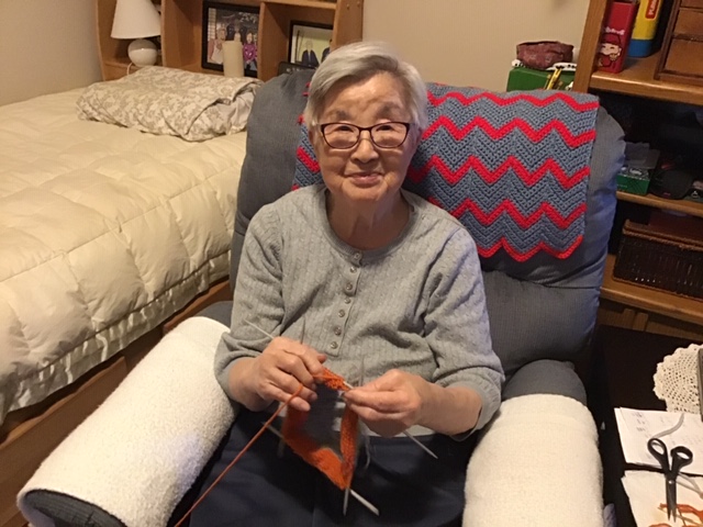 86 year old mother knitting